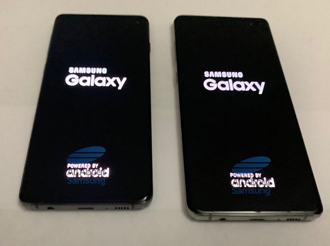 Galaxy S10 Lite và S10 Plus lộ mặt trong giao diện khởi động