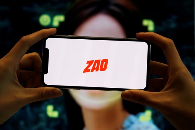 Tải ứng dụng ZAO ghép mặt vào phim Bom tấn trên smartphone